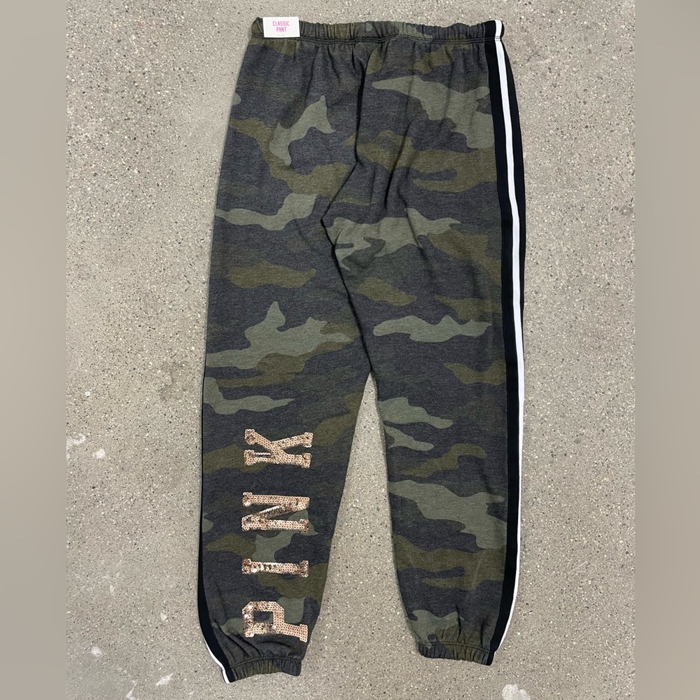 NWT VICTORIA'S SECRET “PINK” Gold Bling Sequin Classic Sweatpant Camo Size Small